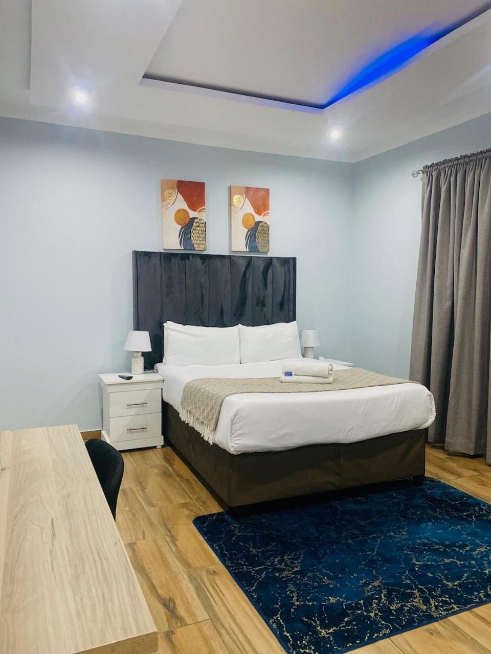 Airport Imperial Guest House Kempton Park Exterior photo